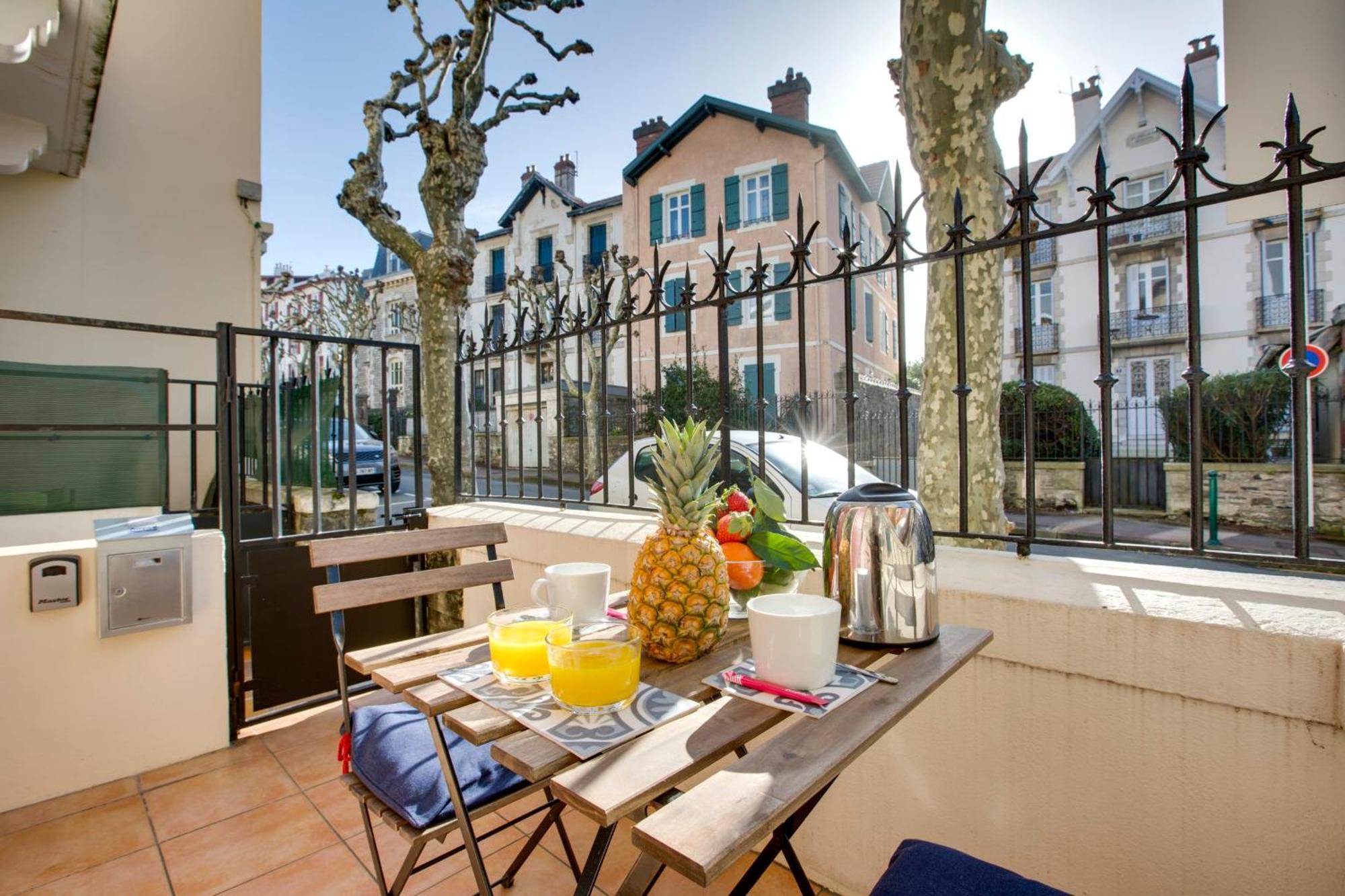 Appartement Padel - Welkeys بياريتز المظهر الخارجي الصورة